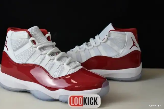 HYPE Cherry 11 CT8012-116 Air Jordan 0427
